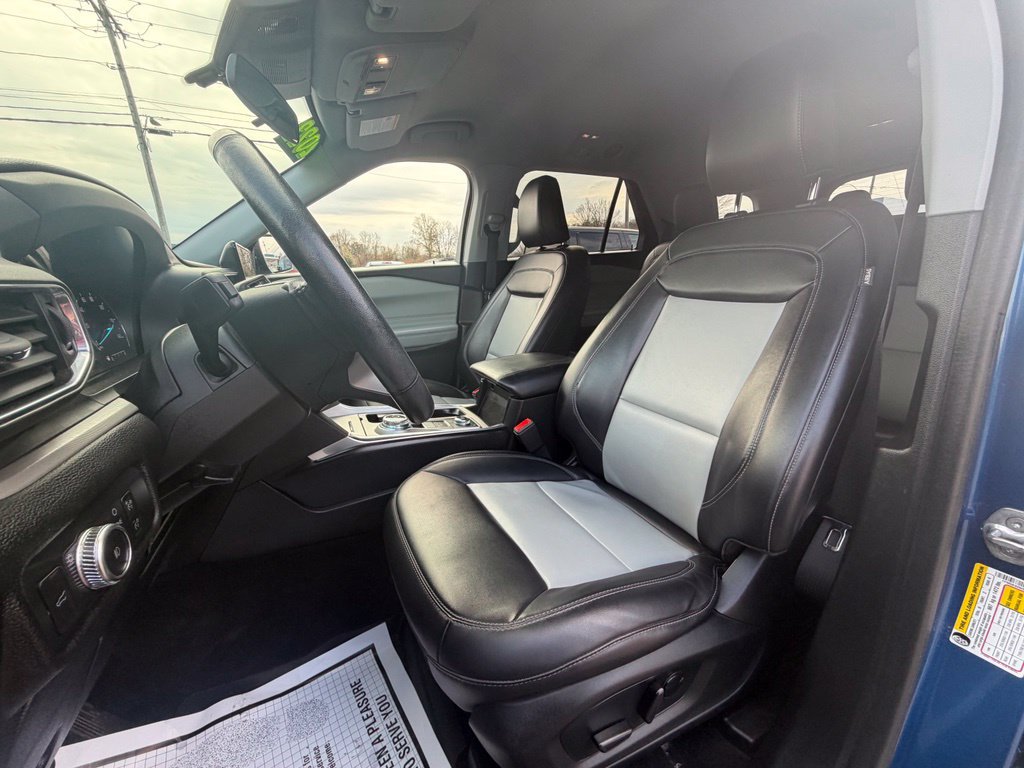 Used 2022 Ford Explorer XLT w/ Equipment Group 202A AWD/4WD image 20