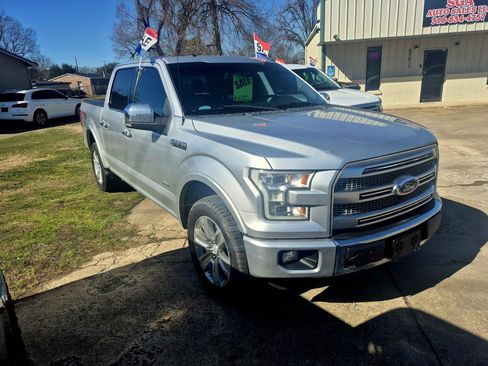 Used 2015 Ford F150 Platinum w/ Equipment Group 701A Luxury image 2