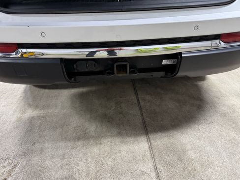 Used 2024 Jeep Grand Cherokee Limited w/ Trailer Tow Package image 11