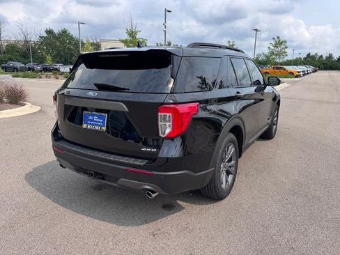 Certified 2023 Ford Explorer XLT w/ Equipment Group 202A AWD/4WD image 2