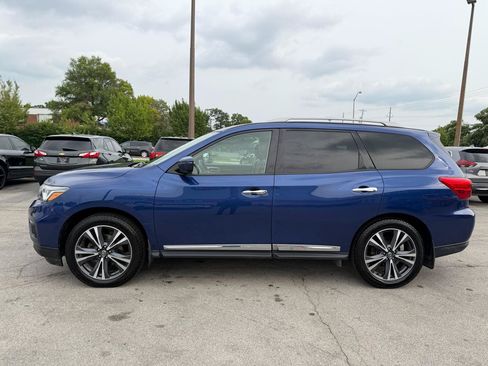 Used 2019 Nissan Pathfinder Platinum AWD/4WD image 6
