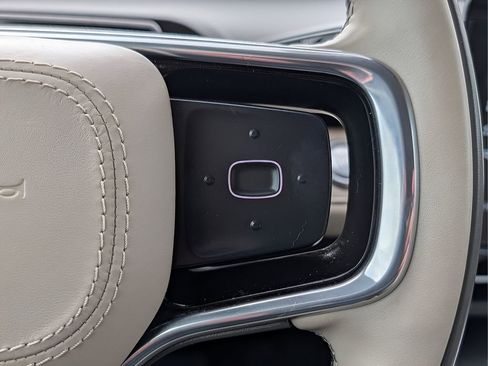 Used 2025 Lincoln Nautilus Reserve image 20