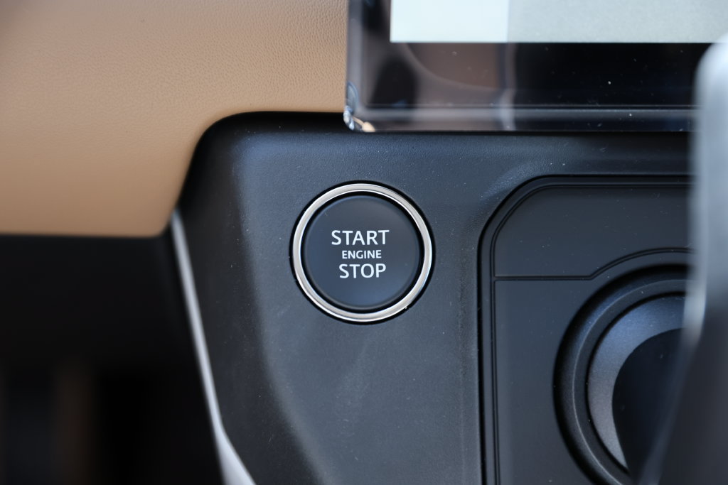 New 2026 Land Rover Defender 110 S AWD/4WD image 24