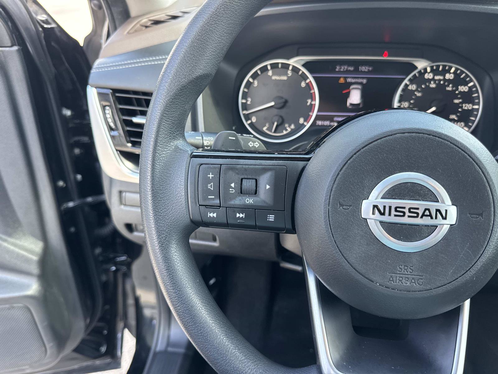 Used 2021 Nissan Rogue SV FWD image 22