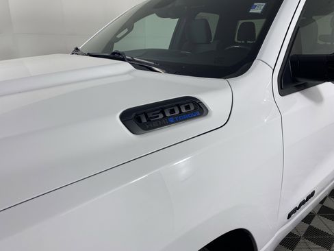 Used 2023 RAM 1500 Big Horn AWD/4WD image 11