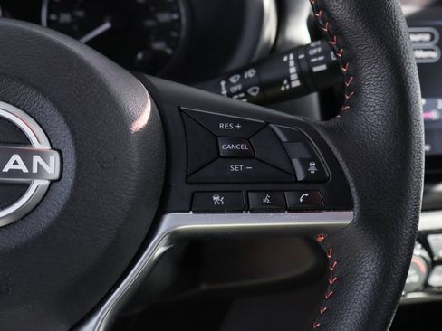 Used 2023 Nissan Kicks SR w/ SR Premium Package FWD image 24