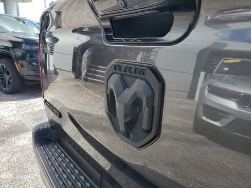 Used 2023 RAM 1500 Laramie image 10