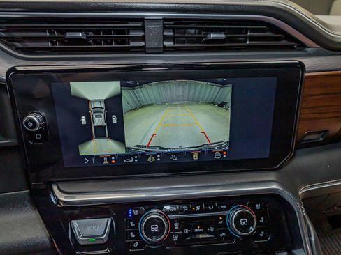 Used 2025 GMC Sierra 1500 Denali Ultimate image 17