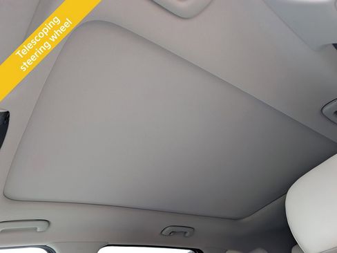 Used 2023 Kia Sorento S w/ Panoramic Sunroof Package image 16