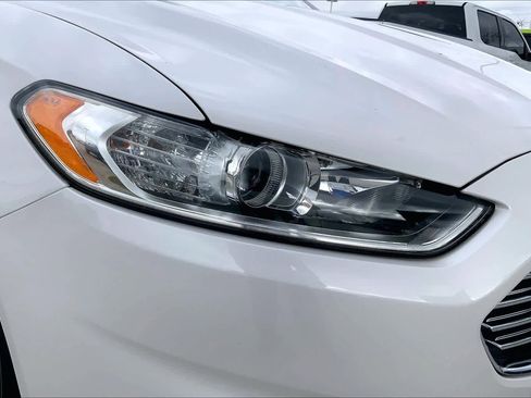 Used 2016 Ford Fusion Energi Titanium image 27