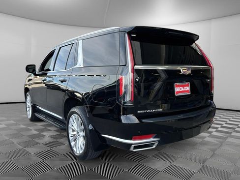 Used 2022 Cadillac Escalade Luxury w/ LPO, Floor Liner Package AWD/4WD image 6