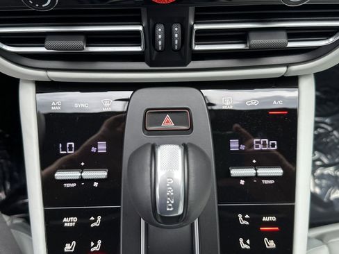 New 2025 Porsche Macan image 23