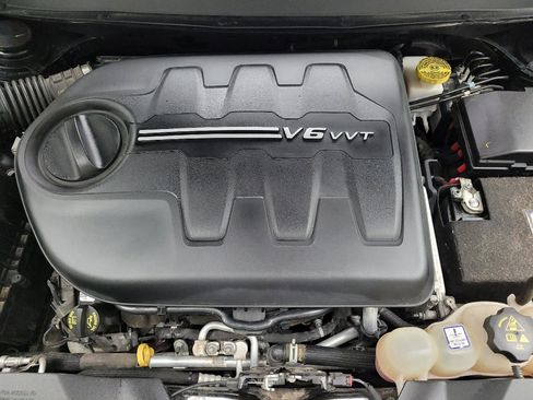 Used 2021 Jeep Cherokee Latitude Lux FWD image 30
