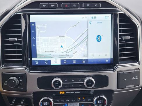 Used 2022 Ford F250 Lariat w/ Tremor Off-Road Package image 14