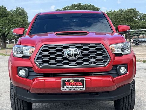 Used 2022 Toyota Tacoma TRD Sport AWD/4WD image 7