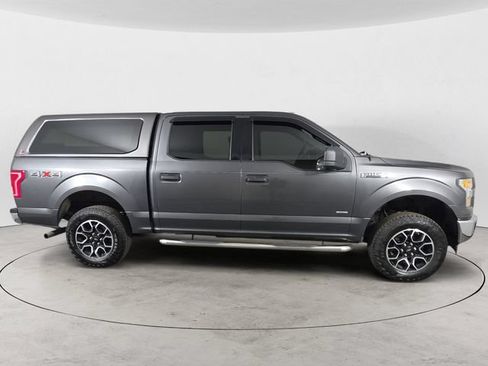 Used 2017 Ford F150 XLT w/ Trailer Tow Package AWD/4WD image 6