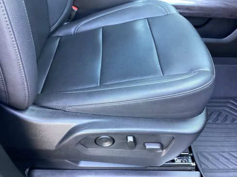 Used 2024 Chevrolet Silverado 2500 LTZ w/ LTZ Plus Package image 22