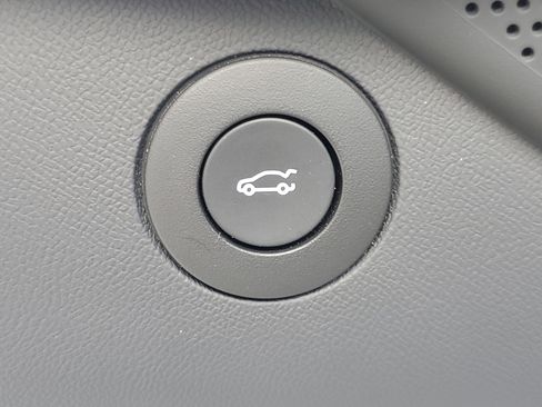 Used 2023 Chevrolet Camaro SS image 16