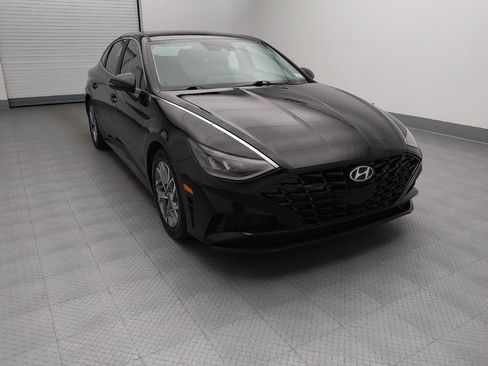 Used 2022 Hyundai Sonata SEL w/ Preferred Accessory Package FWD image 14