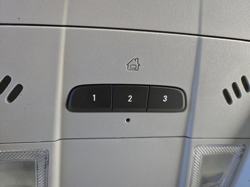 Used 2023 GMC Terrain SLT image 48