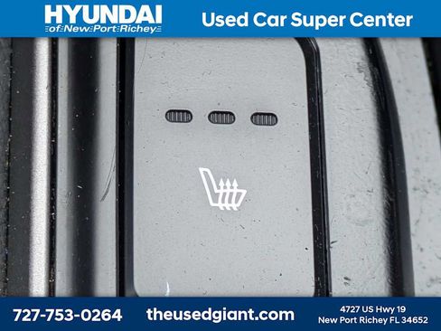 Used 2016 Hyundai Santa Fe Sport w/ Option Group 02 FWD image 27