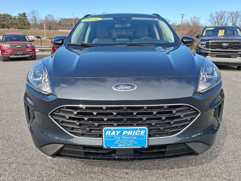 Certified 2022 Ford Escape SE w/ SE Sport Appearance Package image 2