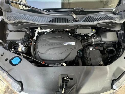 Used 2017 Honda Pilot EX-L image 12