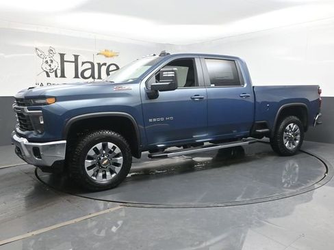 New 2026 Chevrolet Silverado 2500 LT AWD/4WD image 10