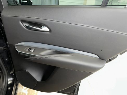 Certified 2022 Cadillac XT4 Premium Luxury w/ Enhanced Visibility Package image 33