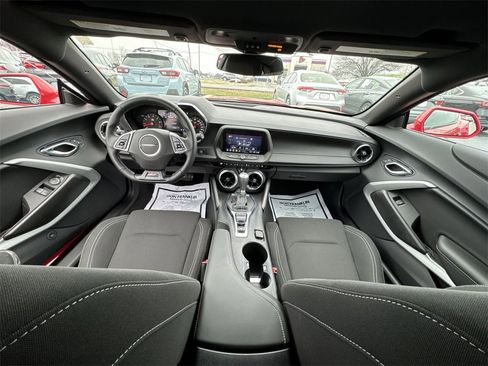 Used 2021 Chevrolet Camaro SS image 21