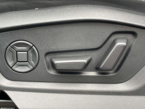 New 2026 Audi Q8 Premium Plus image 17