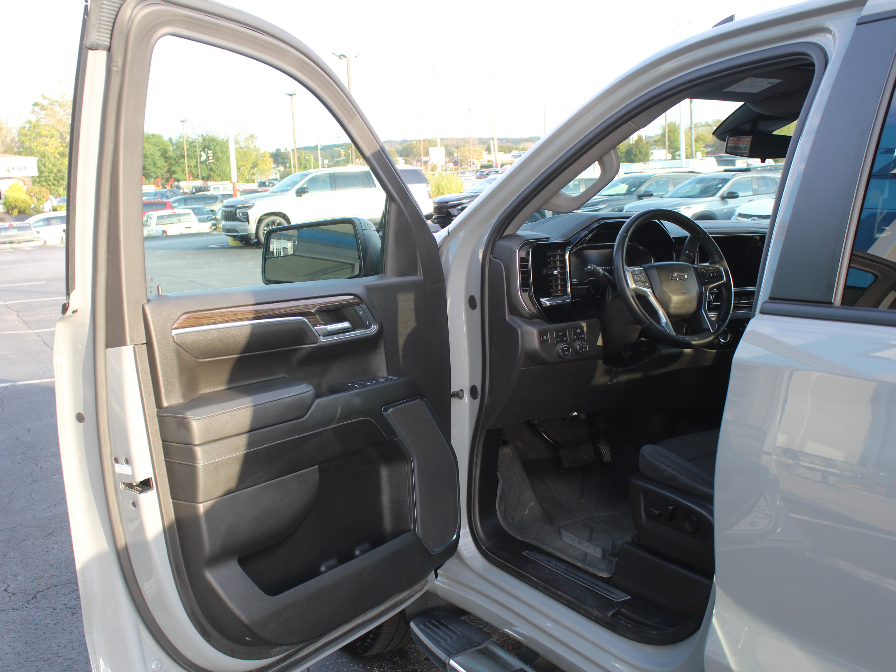 Used 2024 Chevrolet Silverado 1500 RST w/ Protection Package AWD/4WD image 12
