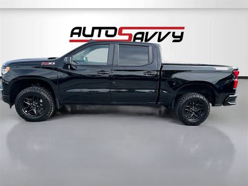 Used 2024 Chevrolet Silverado 1500 LT Trail Boss w/ Convenience Package II image 4