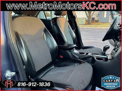 Used 2015 Chevrolet Malibu LT image 30