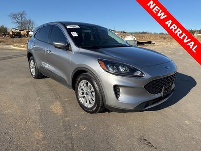 Used 2021 Ford Escape SE