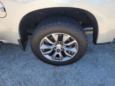 Used 2022 Chevrolet Silverado 1500 LT image 8