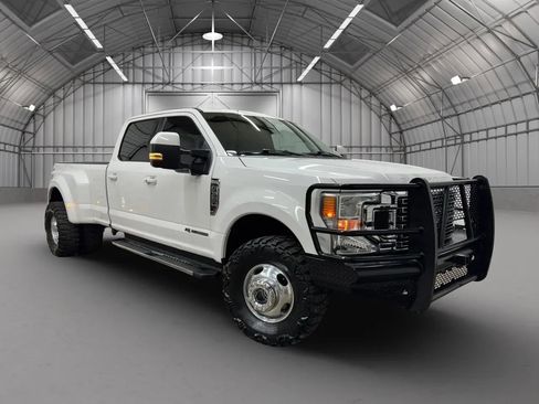 Used 2020 Ford F350 Lariat w/ Lariat Ultimate Package image 7