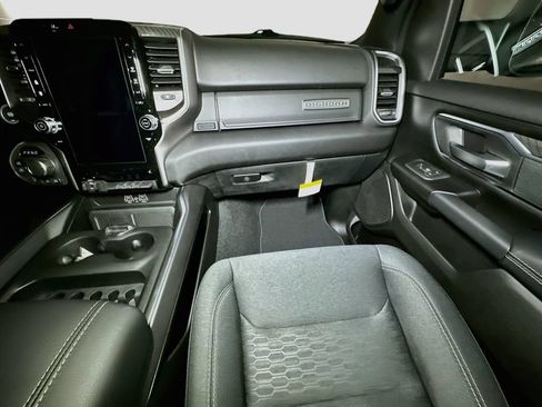 New 2026 RAM 1500 Big Horn AWD/4WD image 28
