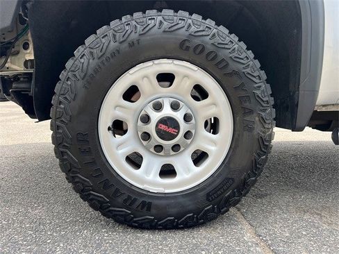 Used 2023 GMC Sierra 2500 Pro w/ Snow Plow Prep/Camper Package image 10