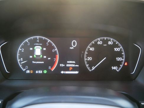 New 2025 Honda Pilot Sport image 17