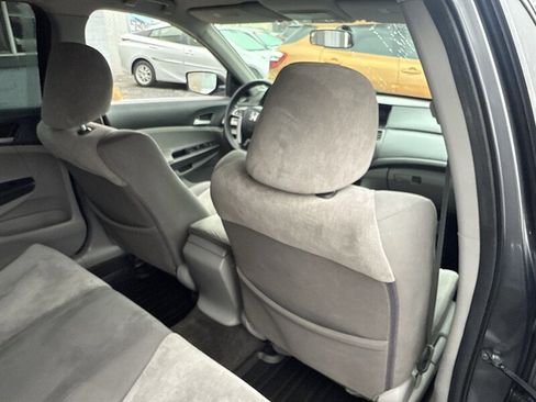 Used 2010 Honda Accord LX image 29