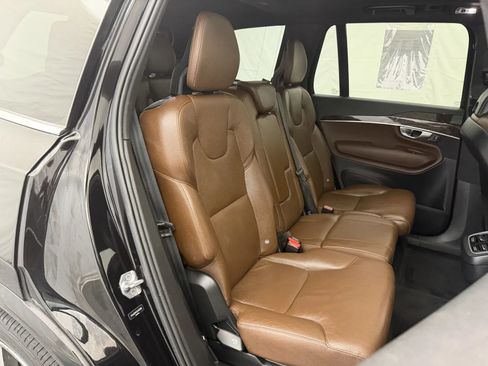 Used 2019 Volvo XC90 T6 Momentum w/ Protection Package Premier AWD/4WD image 34
