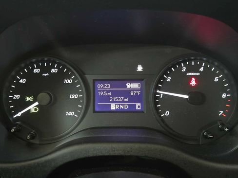 Used 2020 Mercedes-Benz Metris image 26