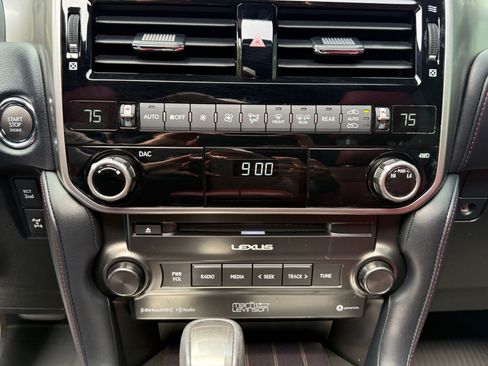 Used 2023 Lexus GX 460 Premium w/ Accessory Package AWD/4WD image 25