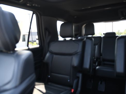 New 2027 Ford Expedition Platinum w/ Stealth Appearance Package RWD image 26