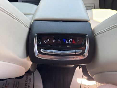 Used 2021 Cadillac XT6 Sport AWD/4WD image 20