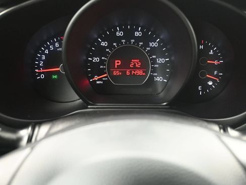 Used 2016 Kia Soul + w/ Designer's Package FWD image 15