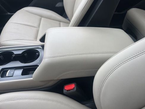 Used 2025 Lincoln Corsair Grand Touring w/ Equipment Group 301A image 38