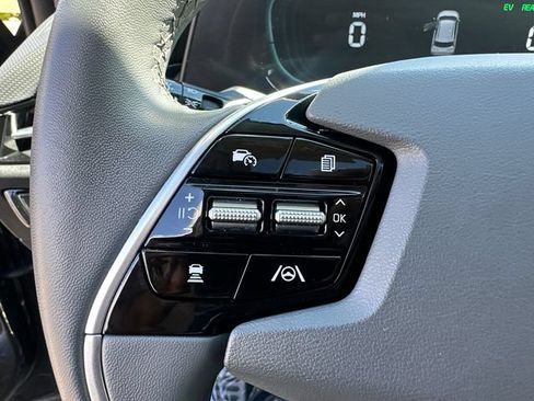 Used 2024 Kia Niro EX Touring FWD image 30