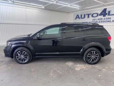 Used 2018 Dodge Journey SE w/ Popular Equipment Group image 8